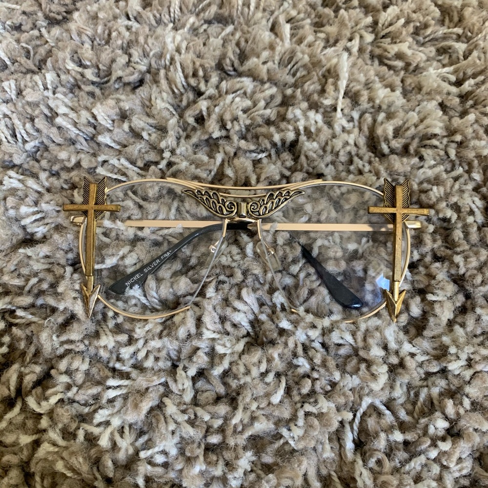 VINTAGE GLASSES